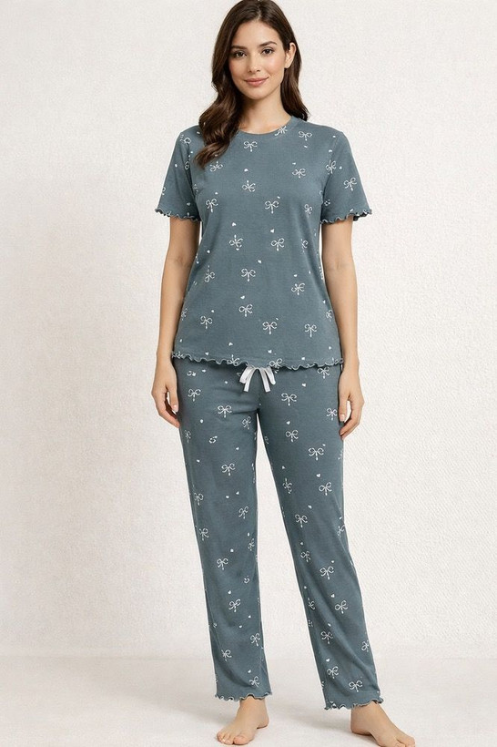 Ribbed T-shirt and Pants Set - ترمه شاپ